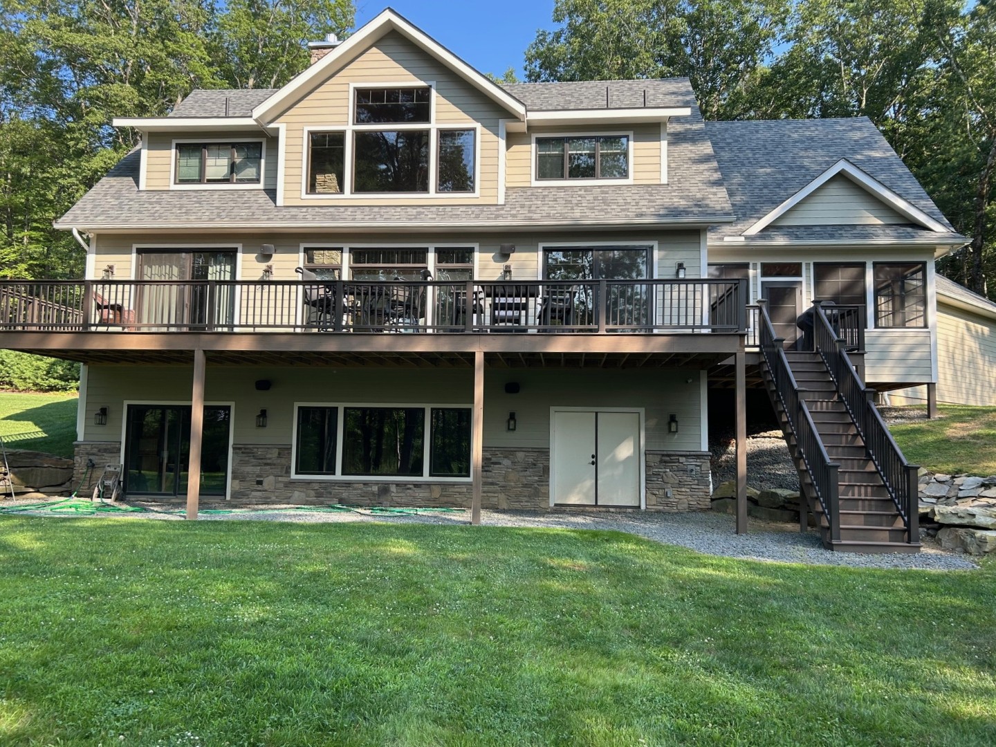 Paupack, Pennsylvania, 18451, United States, 5 Bedrooms Bedrooms, ,4 BathroomsBathrooms,Residential,For Sale,1941023