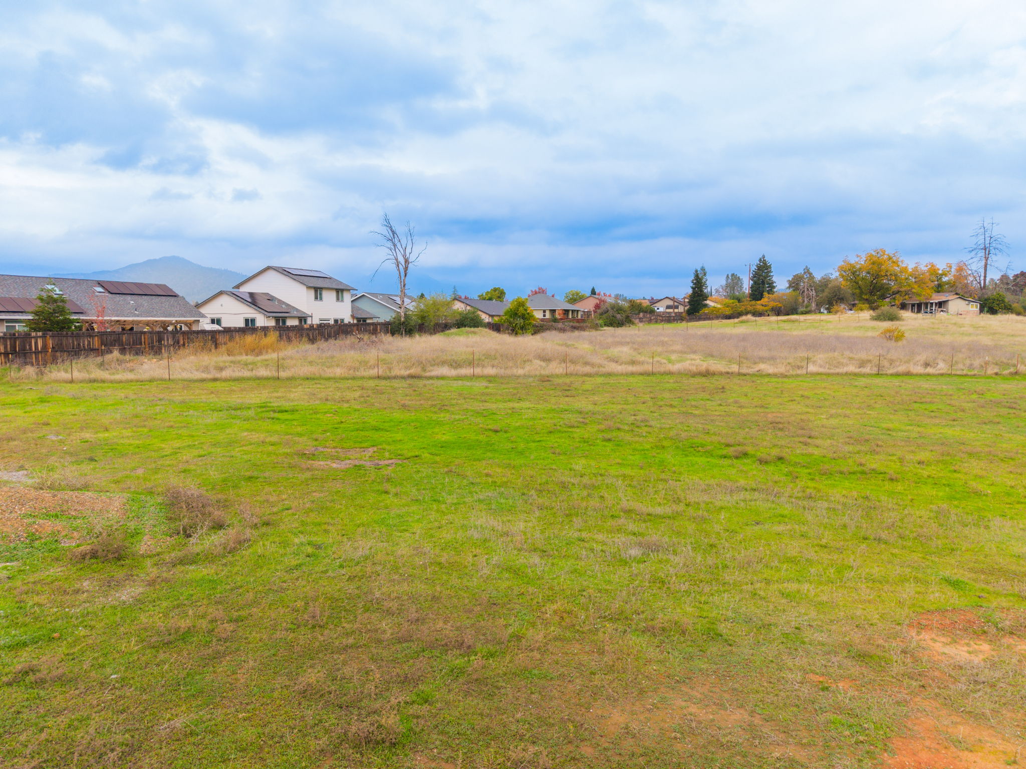 Redding, California, 96003, United States, 5 Bedrooms Bedrooms, ,4 BathroomsBathrooms,Residential,For Sale,2006033