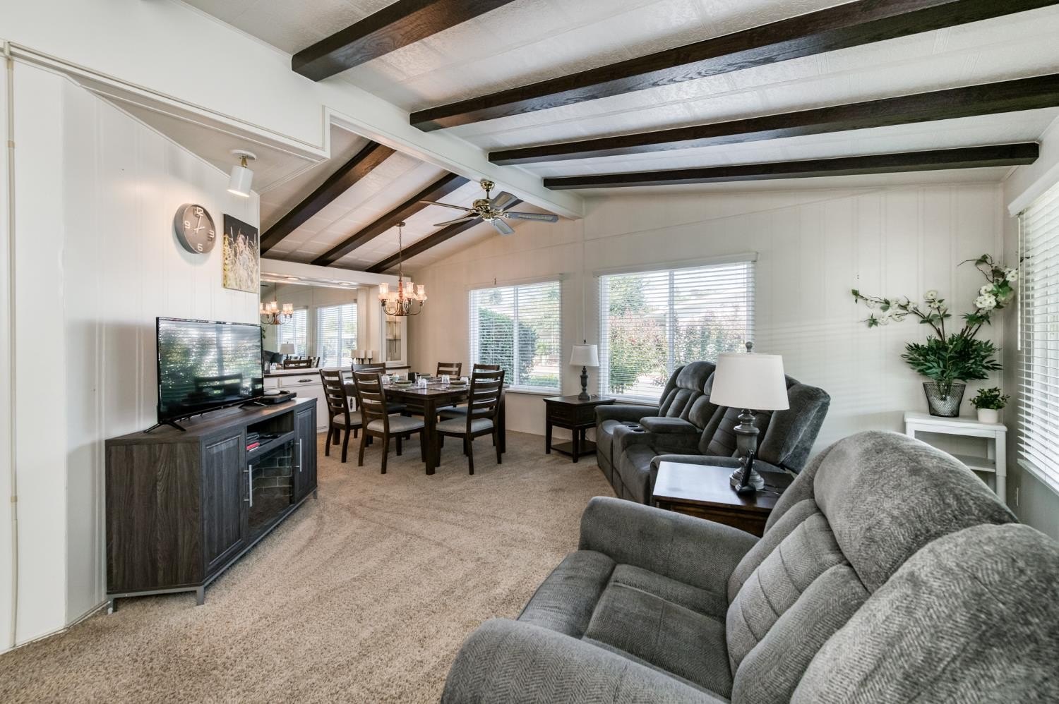 Olson Ave, Reedley, CA 93654