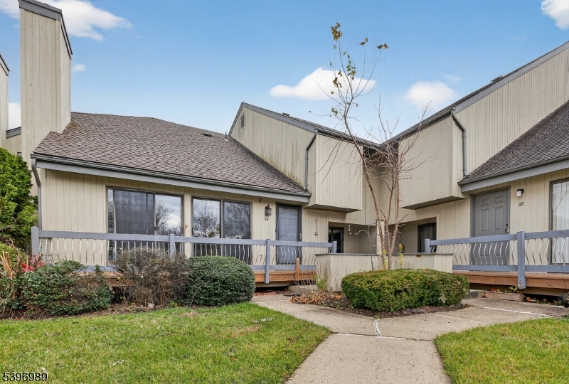 Franklin Twp., New Jersey, 08873, United States, 2 Bedrooms Bedrooms, ,3 BathroomsBathrooms,Residential,For Sale,1993021