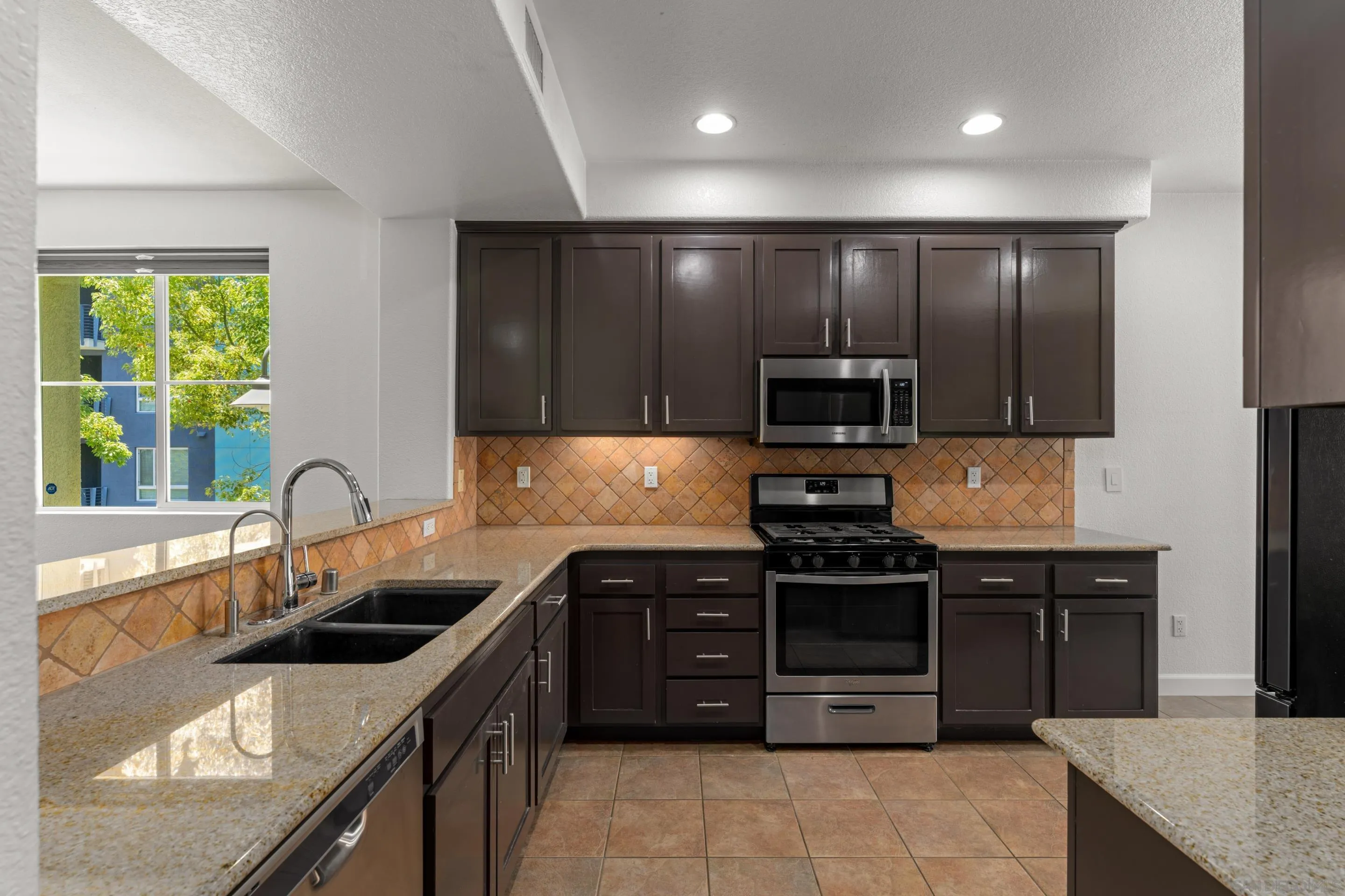 San Diego, California, 92123, United States, 2 Bedrooms Bedrooms, ,2 BathroomsBathrooms,Residential,For Sale,1939534