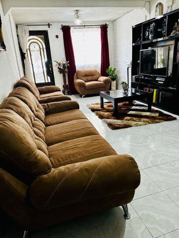 Lomas Lindas, Atizapán de Zaragoza, Estado de México, 52947, Mexico, 3 Bedrooms Bedrooms, ,1 BathroomBathrooms,Residential,For Sale,Lomas Lindas,1444313