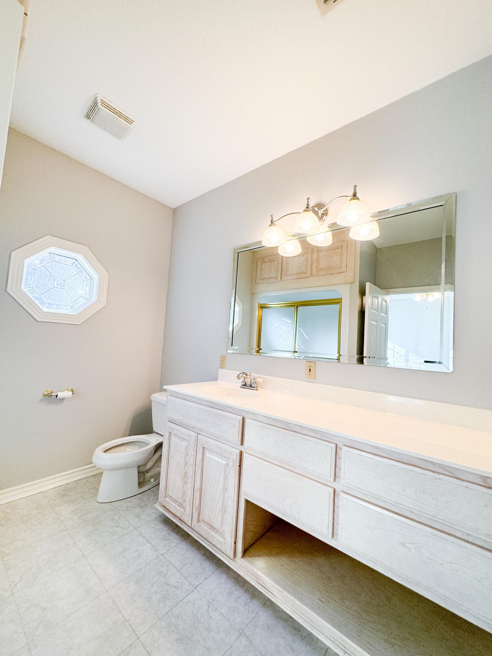 Bivins, Texas, 75551, United States, 3 Bedrooms Bedrooms, ,3 BathroomsBathrooms,Residential,For Sale,1915929