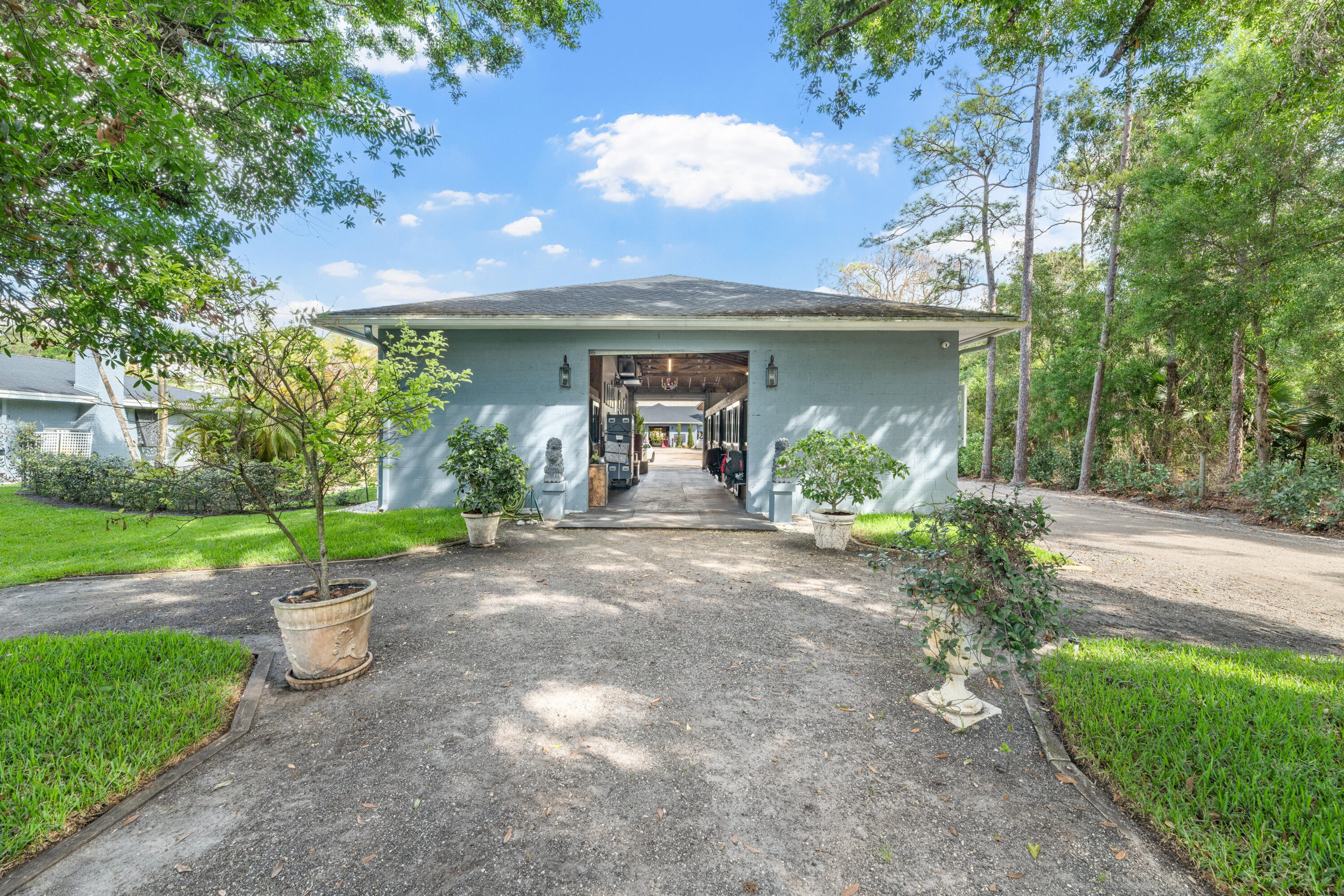  15161 Collecting Canal Road - 物件實景