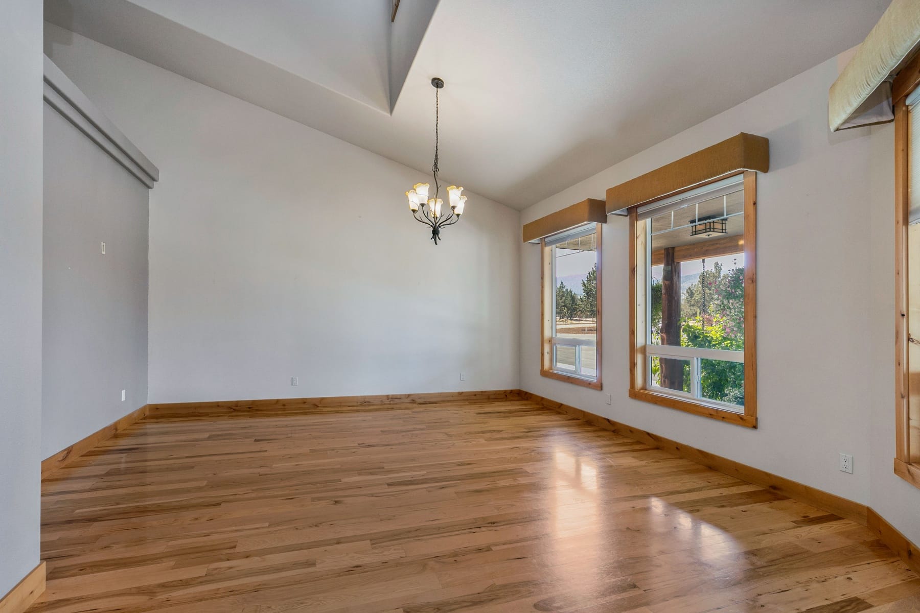  6501 SW Joshua Court Powell Butte, OR 97753 - 物件實景