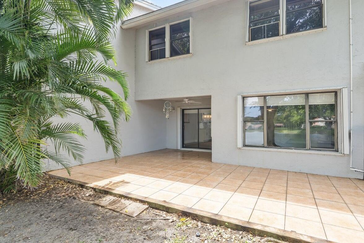 Deerfield Beach, Florida, 33442, United States, 3 Bedrooms Bedrooms, ,3 BathroomsBathrooms,Residential,For Sale,1890939
