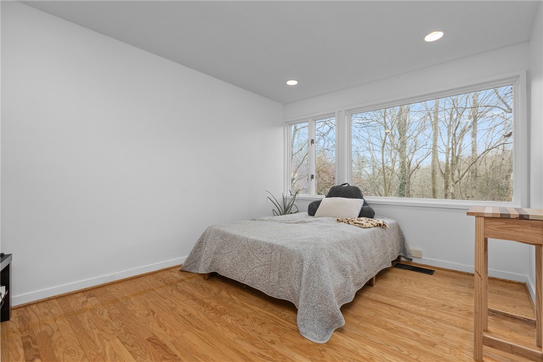 Fox Chapel, Pennsylvania, 15215, United States, 4 Bedrooms Bedrooms, ,5 BathroomsBathrooms,Residential,For Sale,1927245