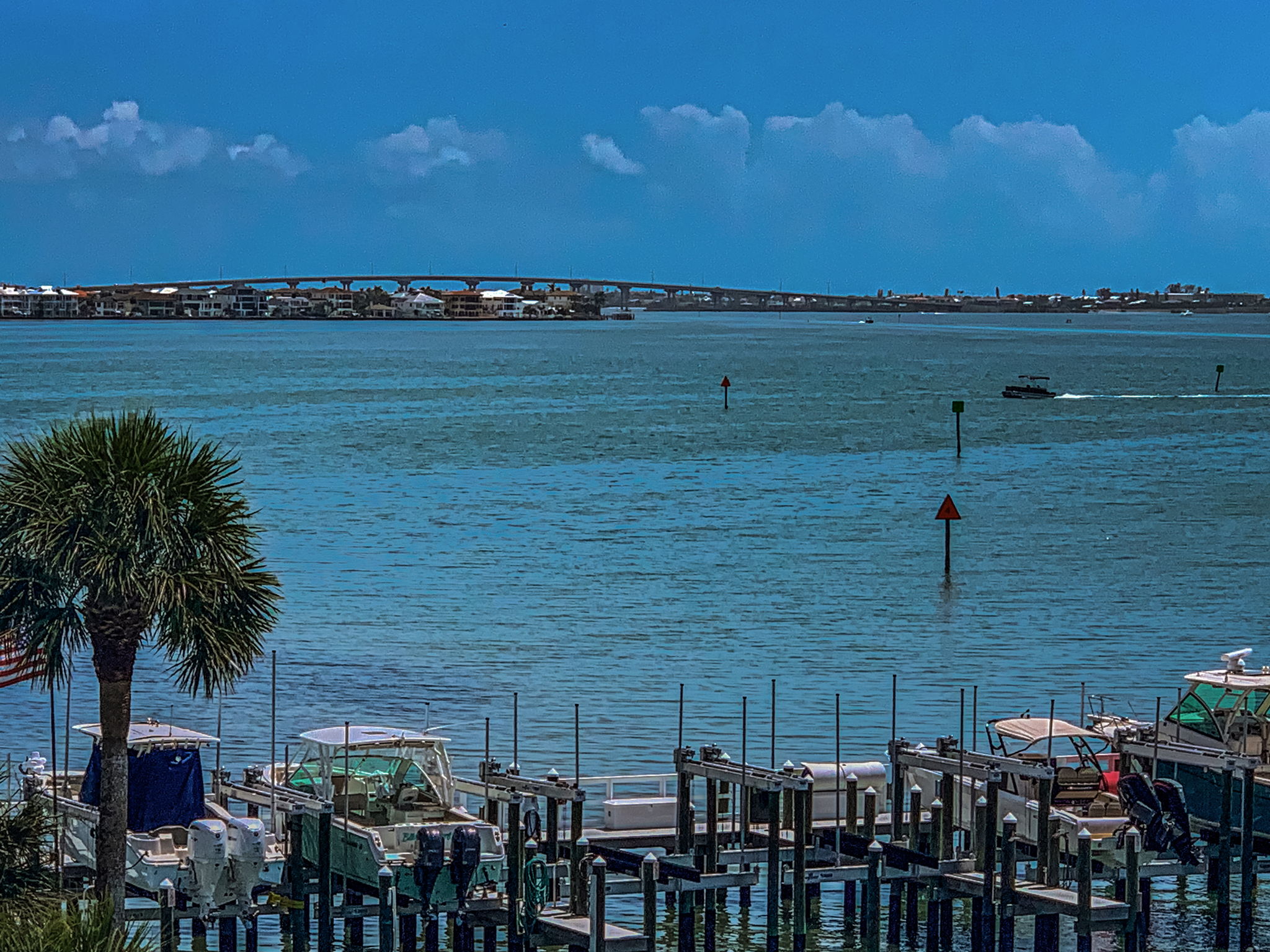 Belleair, Florida, 33756, United States, 2 Bedrooms Bedrooms, ,3 BathroomsBathrooms,Residential,For Sale,1979056