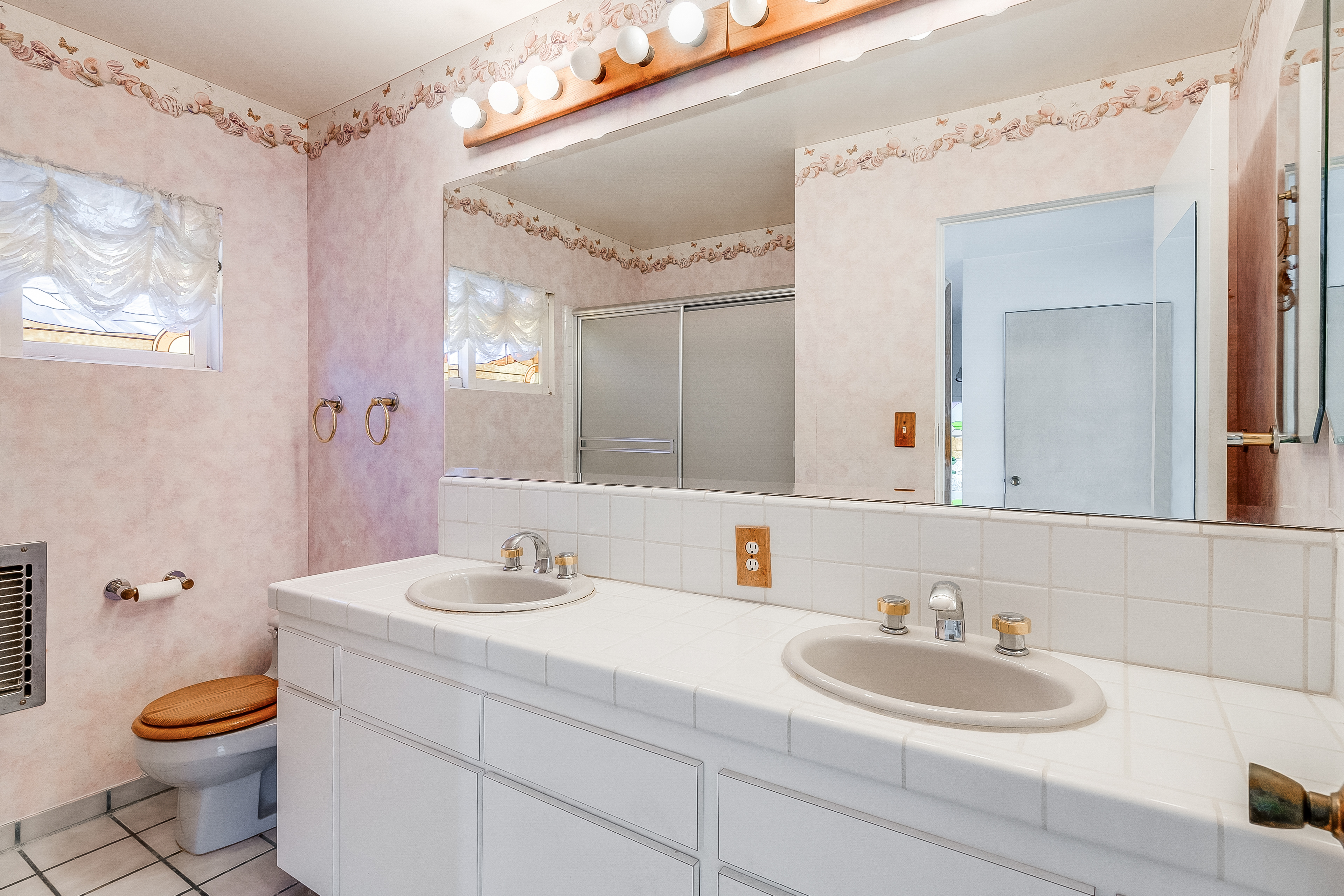  208 19th Street, Manhattan Beach, CA 90266 - 物件實景