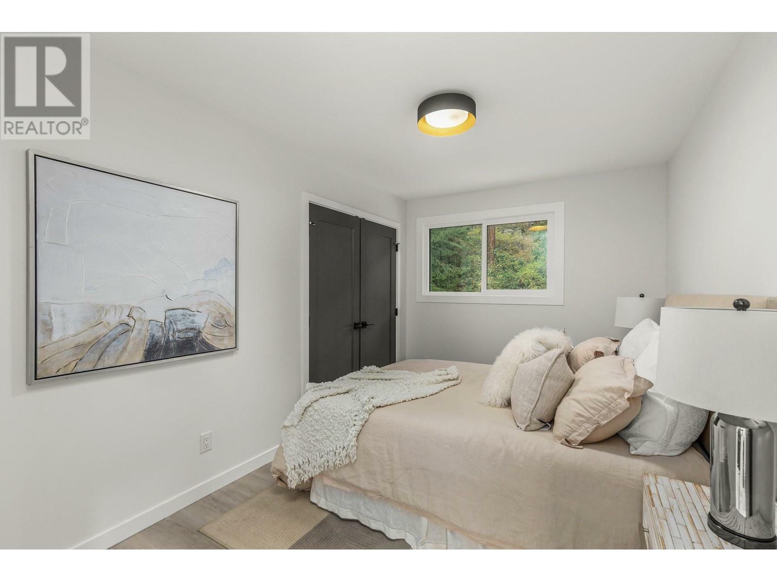 LAKE COUNTRY, British Columbia, V4V 2G9, CA, 5 Bedrooms Bedrooms, ,3 BathroomsBathrooms,Residential,For Sale,1837483