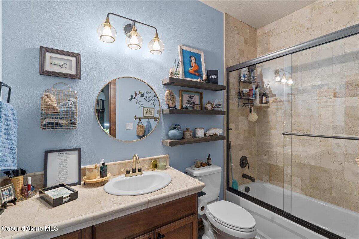 Coeur D'alene, Idaho, 83814, United States, 2 Bedrooms Bedrooms, ,1 BathroomBathrooms,Residential,For Sale,1761897