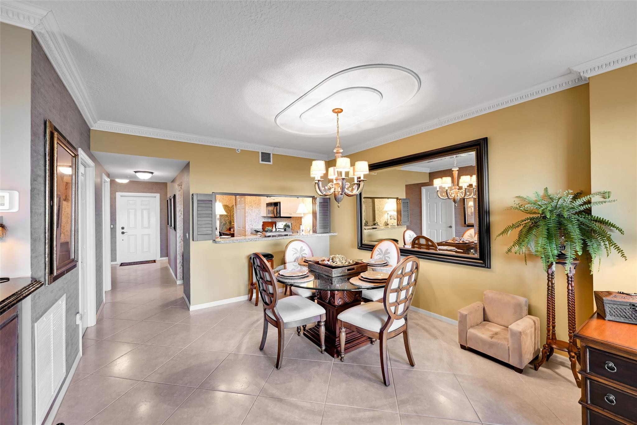 Pompano Beach, Florida, 33062, United States, 2 Bedrooms Bedrooms, ,3 BathroomsBathrooms,Residential,For Sale,2024404