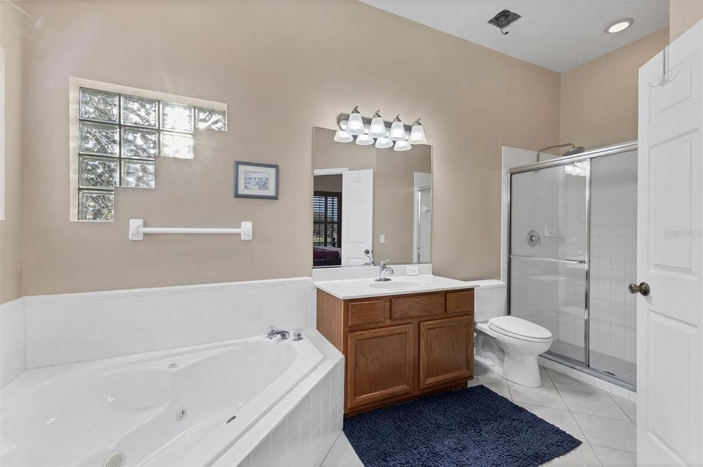 Sarasota, Florida, 34238, United States, 4 Bedrooms Bedrooms, ,2 BathroomsBathrooms,Residential,For Sale,1985448