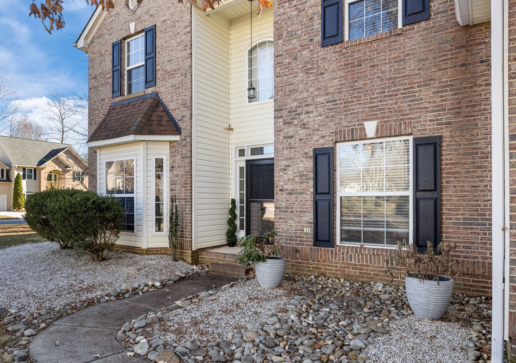 Matthews, North Carolina, 28105, United States, 6 Bedrooms Bedrooms, ,3 BathroomsBathrooms,Residential,For Sale,2005712