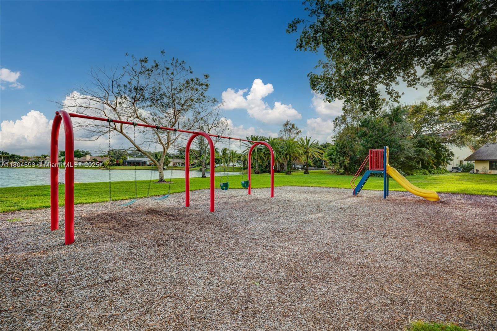 Cooper City, Florida, 33026, United States, 3 Bedrooms Bedrooms, ,2 BathroomsBathrooms,Residential,For Sale,1827965