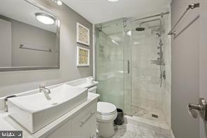 Washington, District of Columbia, 20036, United States, 2 Bedrooms Bedrooms, ,2 BathroomsBathrooms,Residential,For Sale,1973872