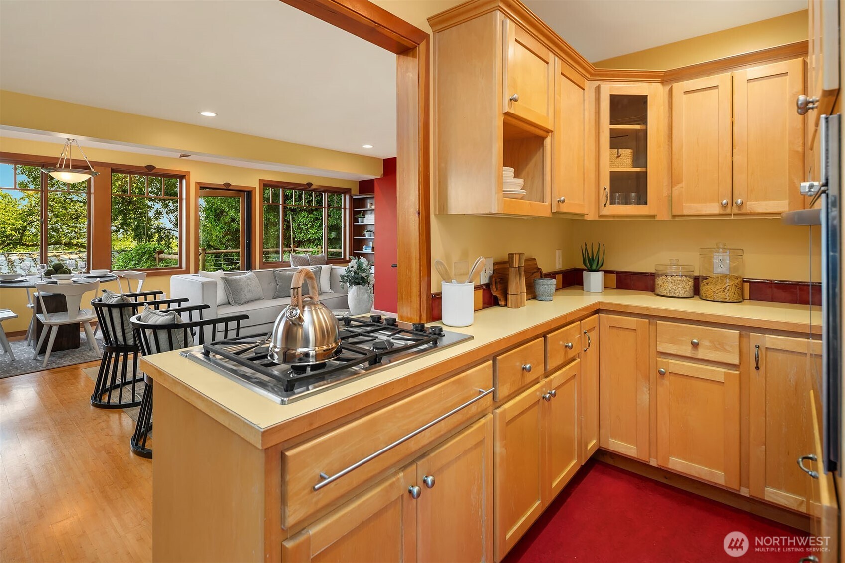 Seattle, Washington, 98112, United States, ,Residential,For Sale,1911178