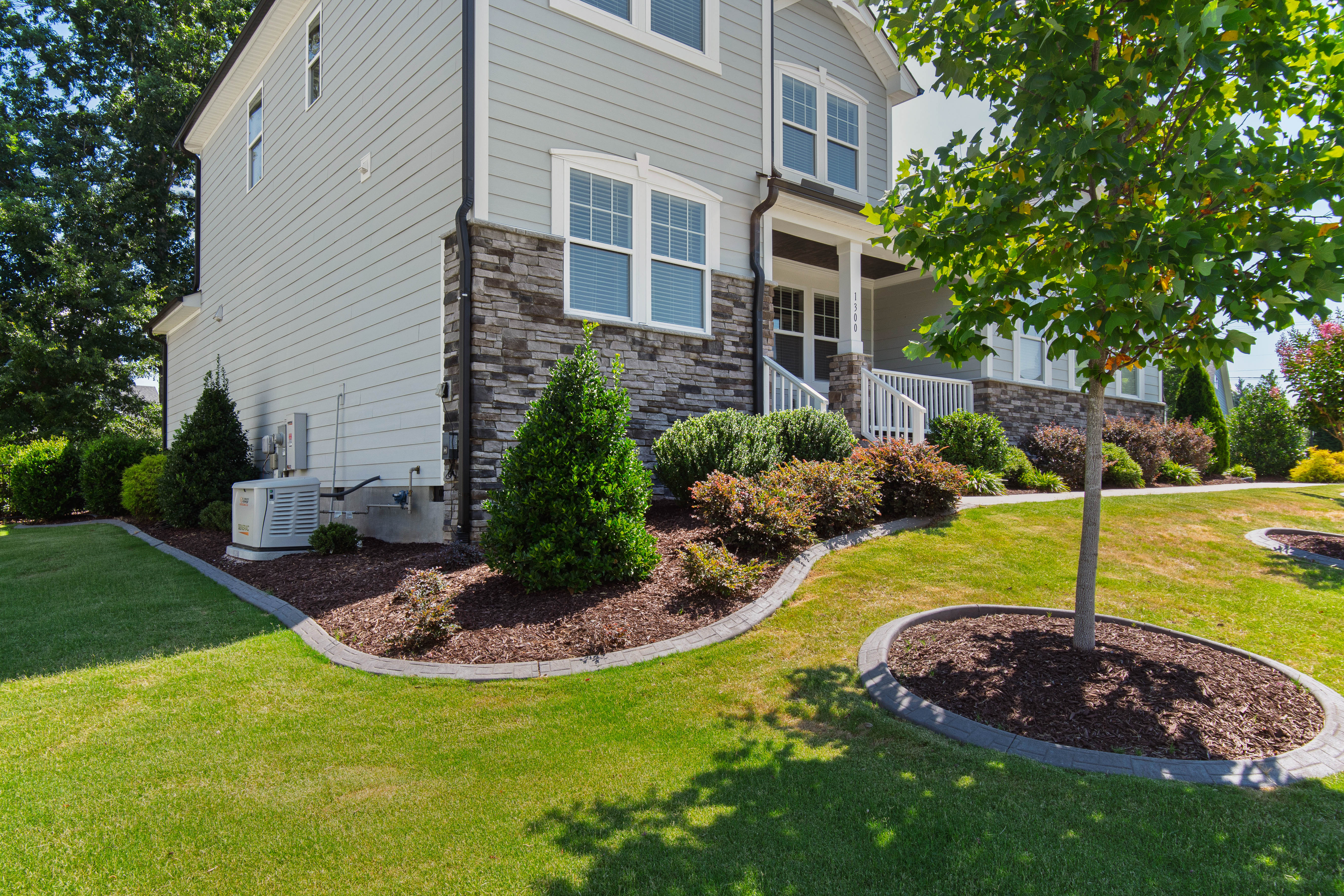  1300 Commons Ford Place, Apex, NC 27539 - 物件實景