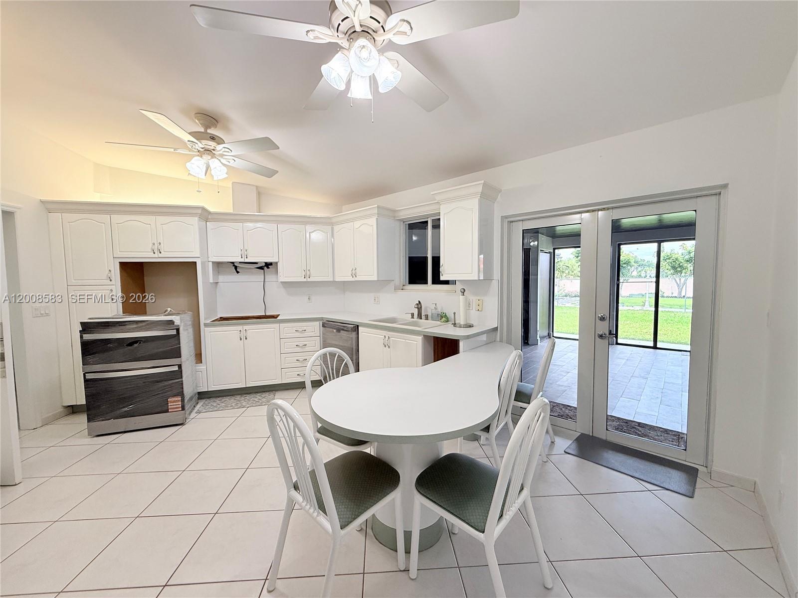 Miami, Florida, 33175, United States, 5 Bedrooms Bedrooms, ,3 BathroomsBathrooms,Residential,For Sale,2040426