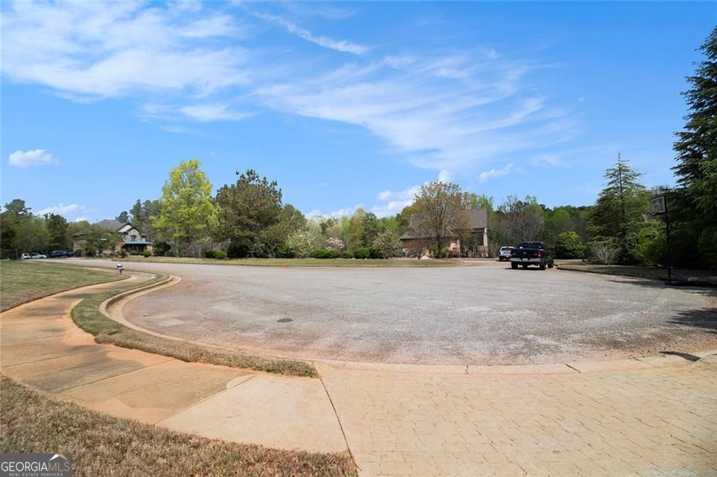 Douglasville, Georgia, 30135, United States, 5 Bedrooms Bedrooms, ,4 BathroomsBathrooms,Residential,For Sale,1886853