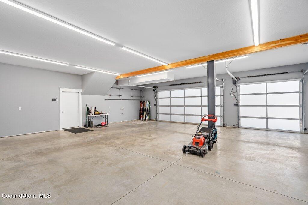 Sandpoint, Idaho, 83864, United States, 4 Bedrooms Bedrooms, ,3 BathroomsBathrooms,Residential,For Sale,1983378