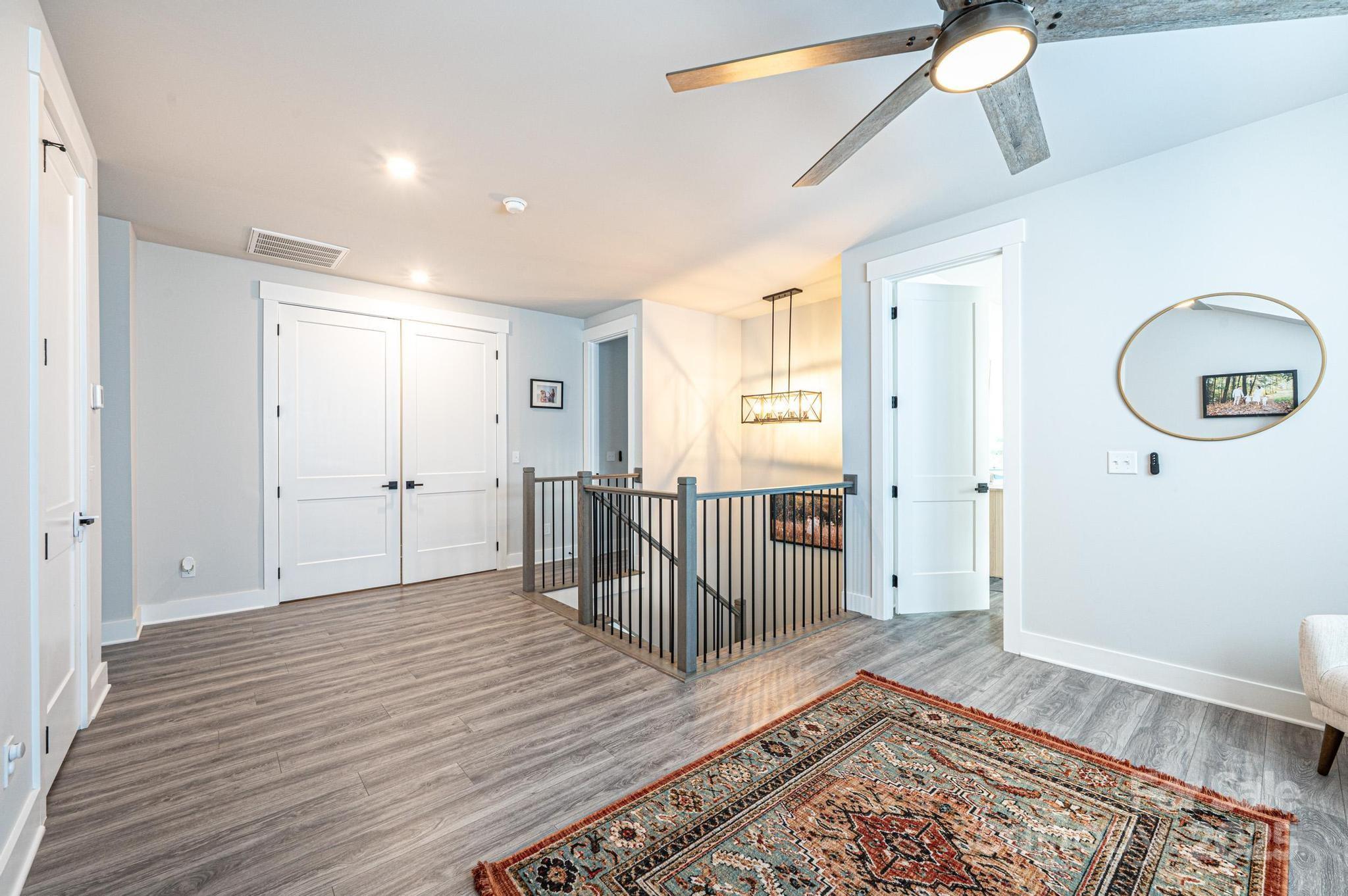 Hickory, North Carolina, 28601, United States, 4 Bedrooms Bedrooms, ,4 BathroomsBathrooms,Residential,For Sale,1850050