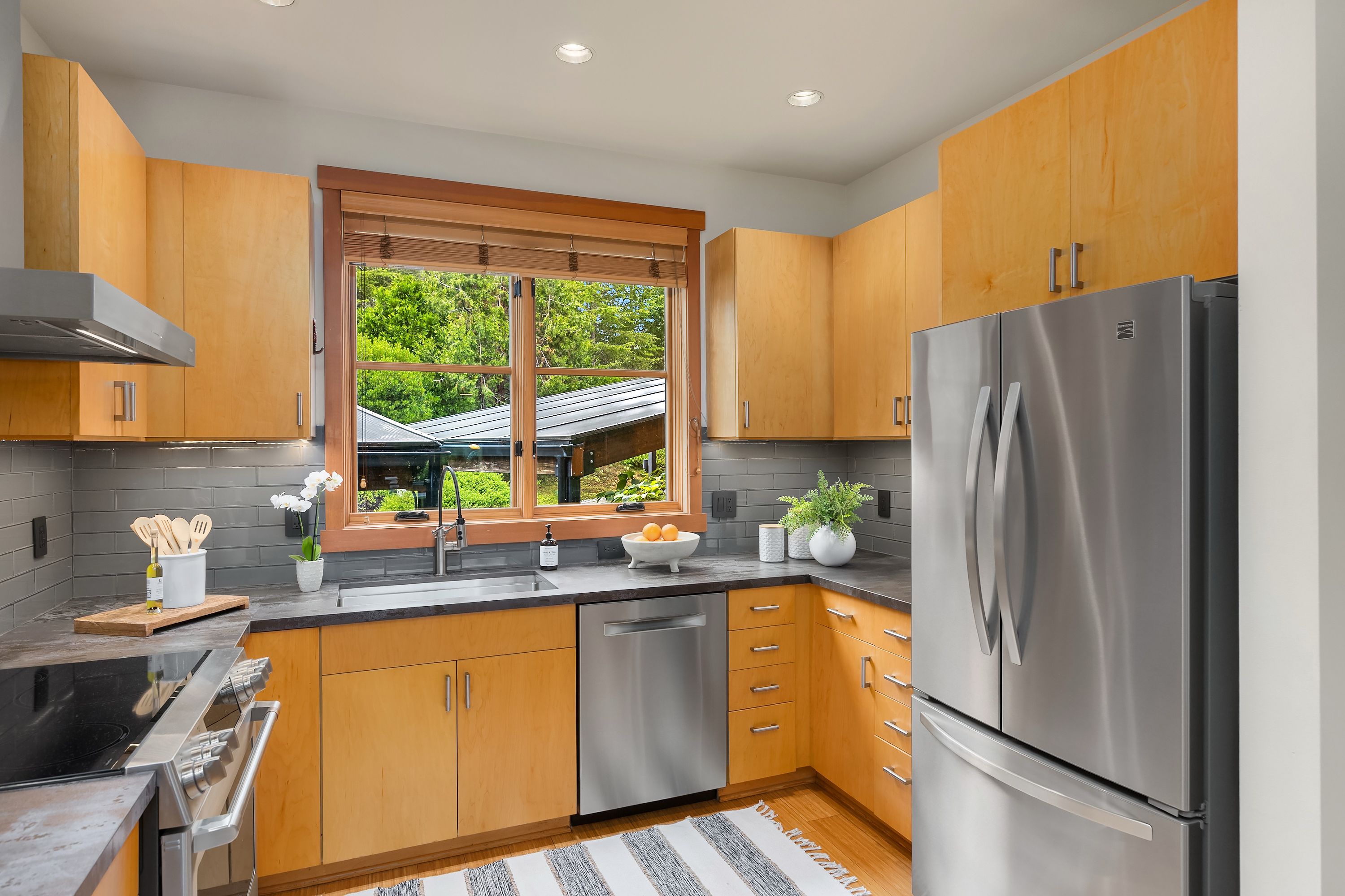  722 NE Vineyard Lane Unit #L102, Bainbridge Island, WA 98110 - 物件實景