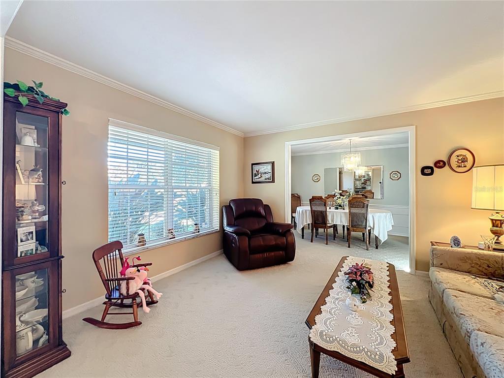 Altamonte Springs, Florida, 32701, United States, 4 Bedrooms Bedrooms, ,3 BathroomsBathrooms,Residential,For Sale,1997345