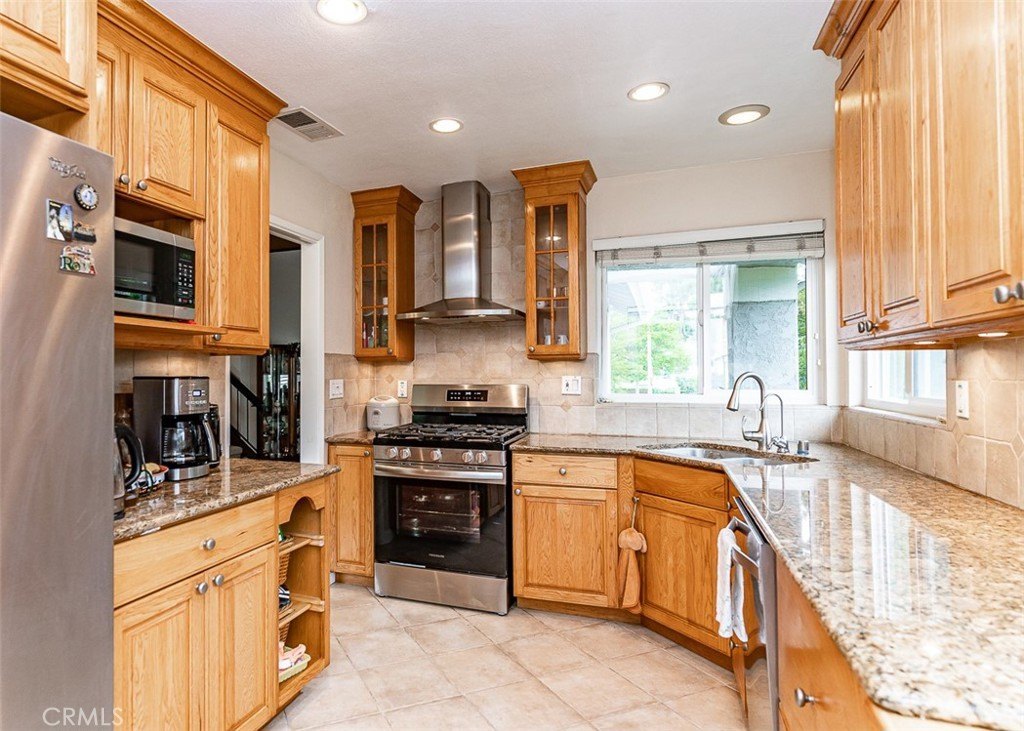 Phillips Ranch, California, 91766, United States, 4 Bedrooms Bedrooms, ,3 BathroomsBathrooms,Residential,For Sale,1796988
