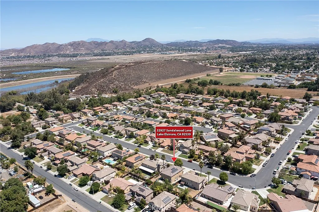Lake Elsinore, California, 92530, United States, 3 Bedrooms Bedrooms, ,2 BathroomsBathrooms,Residential,For Sale,1977528