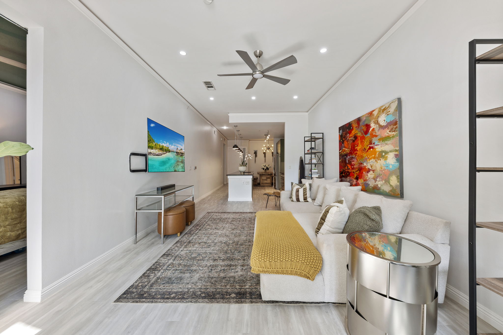  Stunning Updated 1BR/1.5BA Condo — Move-In Ready in the Heart of Uptown - 物件實景