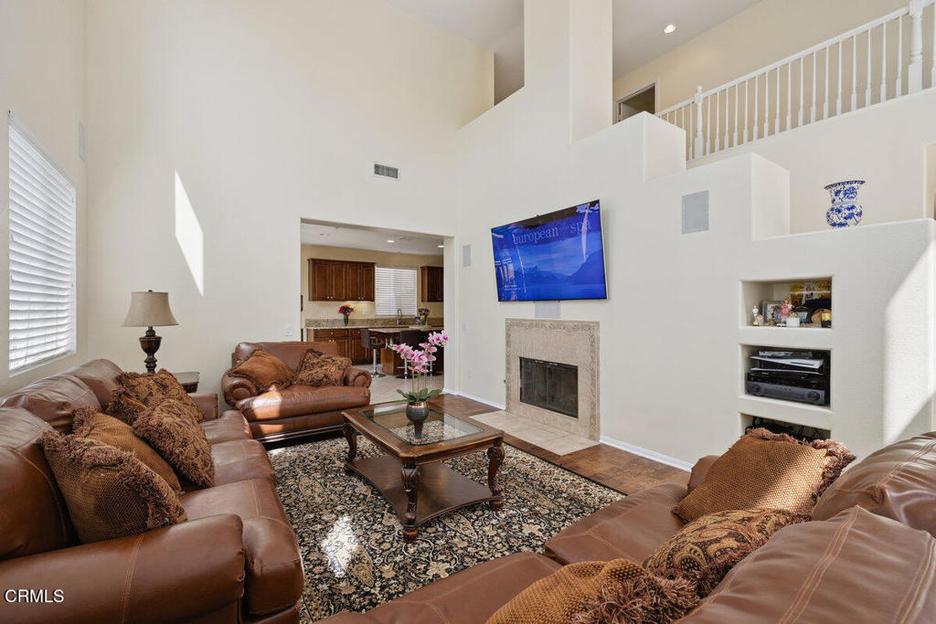 Oxnard, California, 93030, United States, 4 Bedrooms Bedrooms, ,3 BathroomsBathrooms,Residential,For Sale,1921863