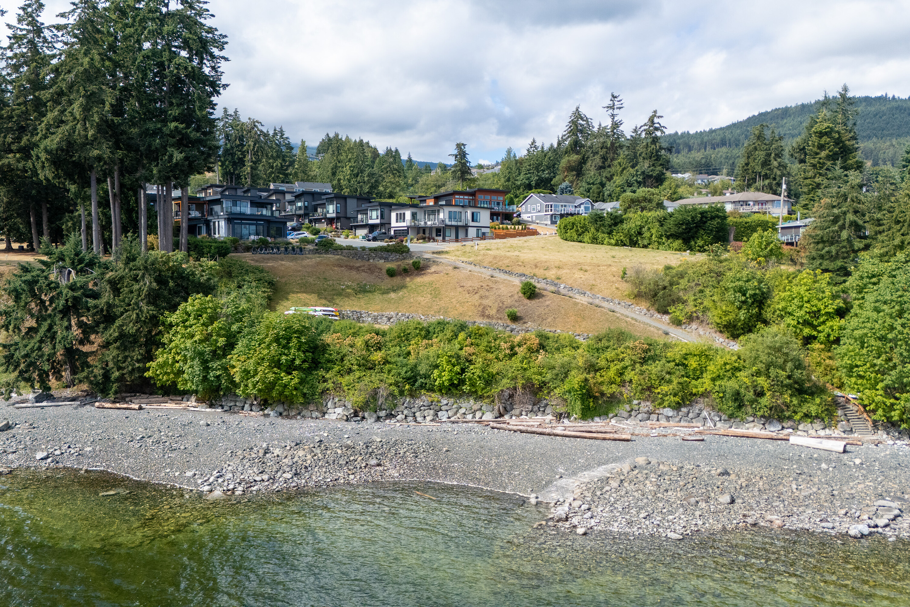  Oceanfront Lot in Saltair - 物件實景