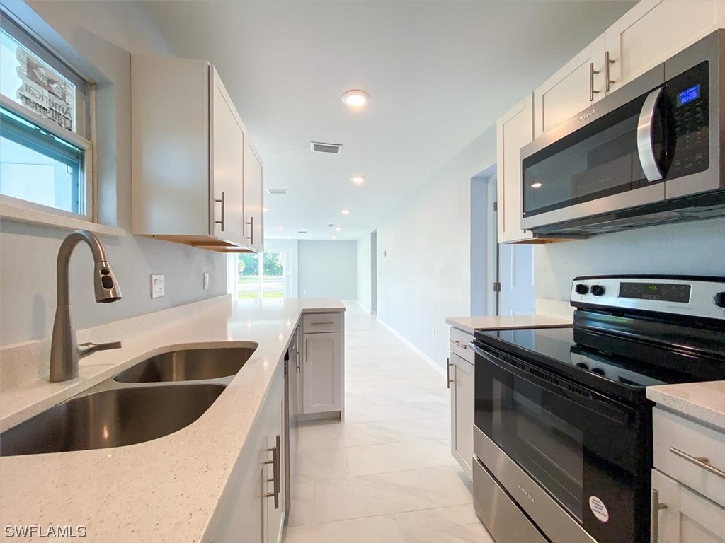Lehigh Acres, Florida, 33973, United States, 6 Bedrooms Bedrooms, ,4 BathroomsBathrooms,Residential,For Sale,1872898