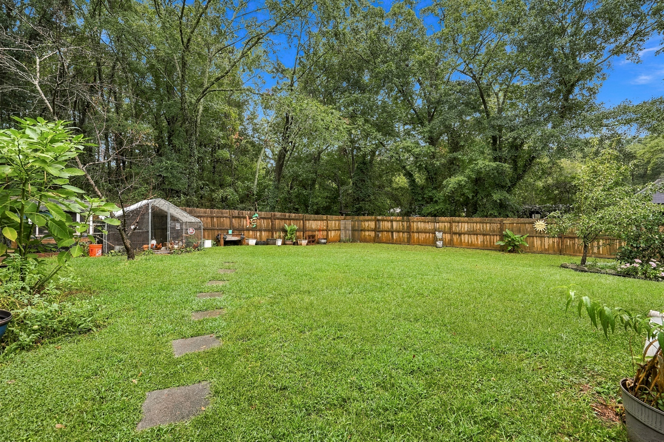  thoughtfully update 1940s ranch in lithonia - 物件實景
