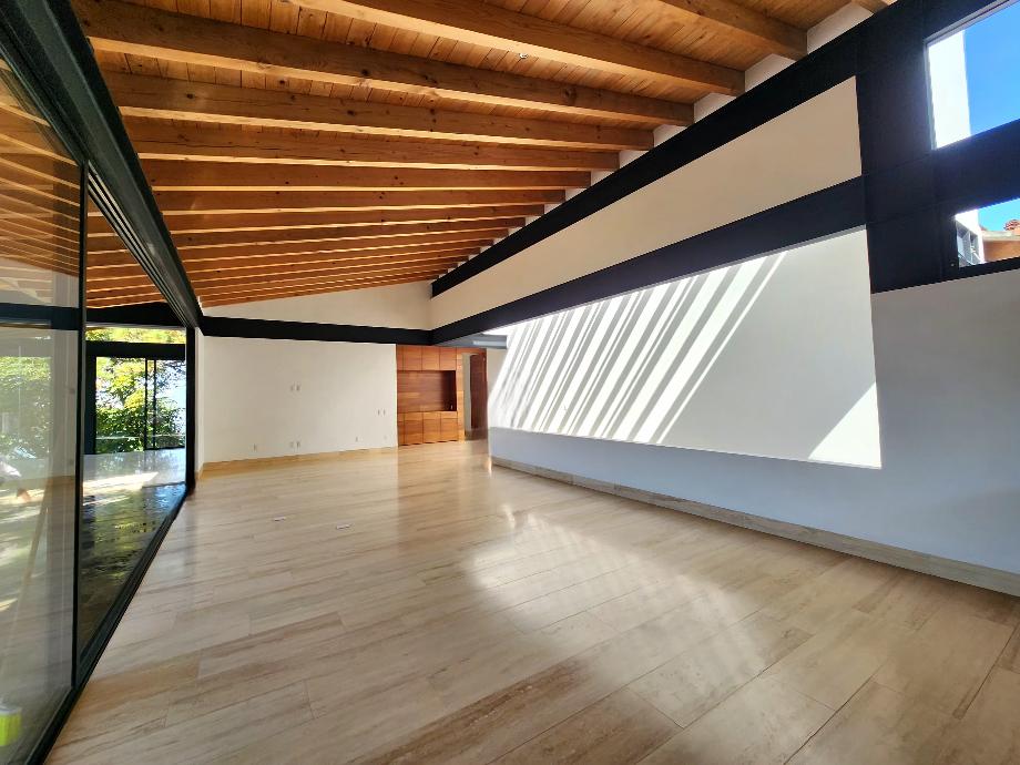 Valle de Bravo, Estado de México, 51200, Mexico, 4 Bedrooms Bedrooms, ,4 BathroomsBathrooms,Residential,For Sale,1722310