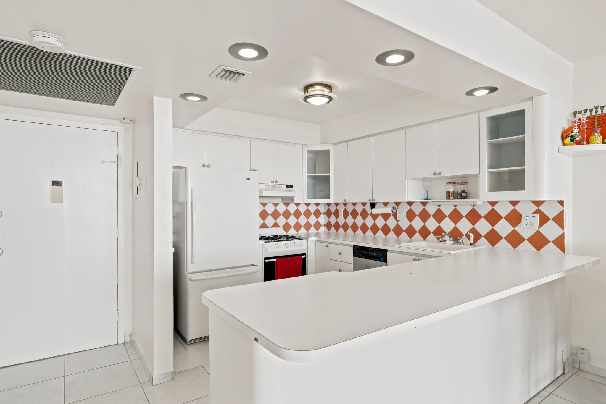  2030 S Ocean Dr, Hallandale Beach, FL, 33009 - 物件實景