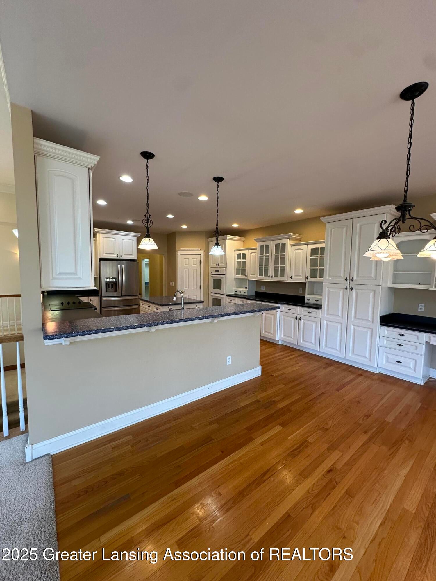 Lansing, Michigan, 48917, United States, 3 Bedrooms Bedrooms, ,4 BathroomsBathrooms,Residential,For Sale,1995579