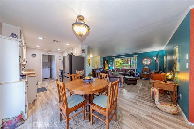 Oakhurst, California, 93644, United States, 3 Bedrooms Bedrooms, ,2 BathroomsBathrooms,Residential,For Sale,2000350