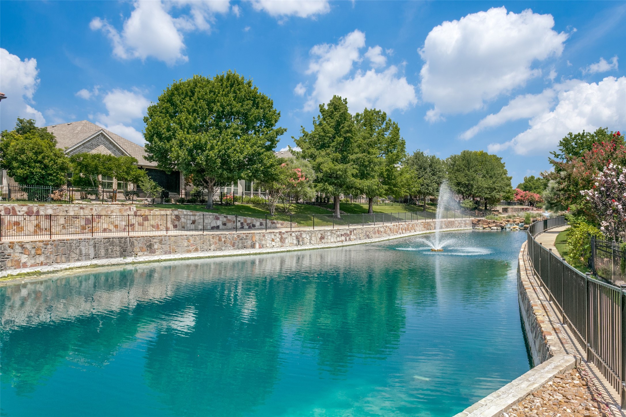 McKinney, Texas, 75070, United States, 3 Bedrooms Bedrooms, ,4 BathroomsBathrooms,Residential,For Sale,1804069