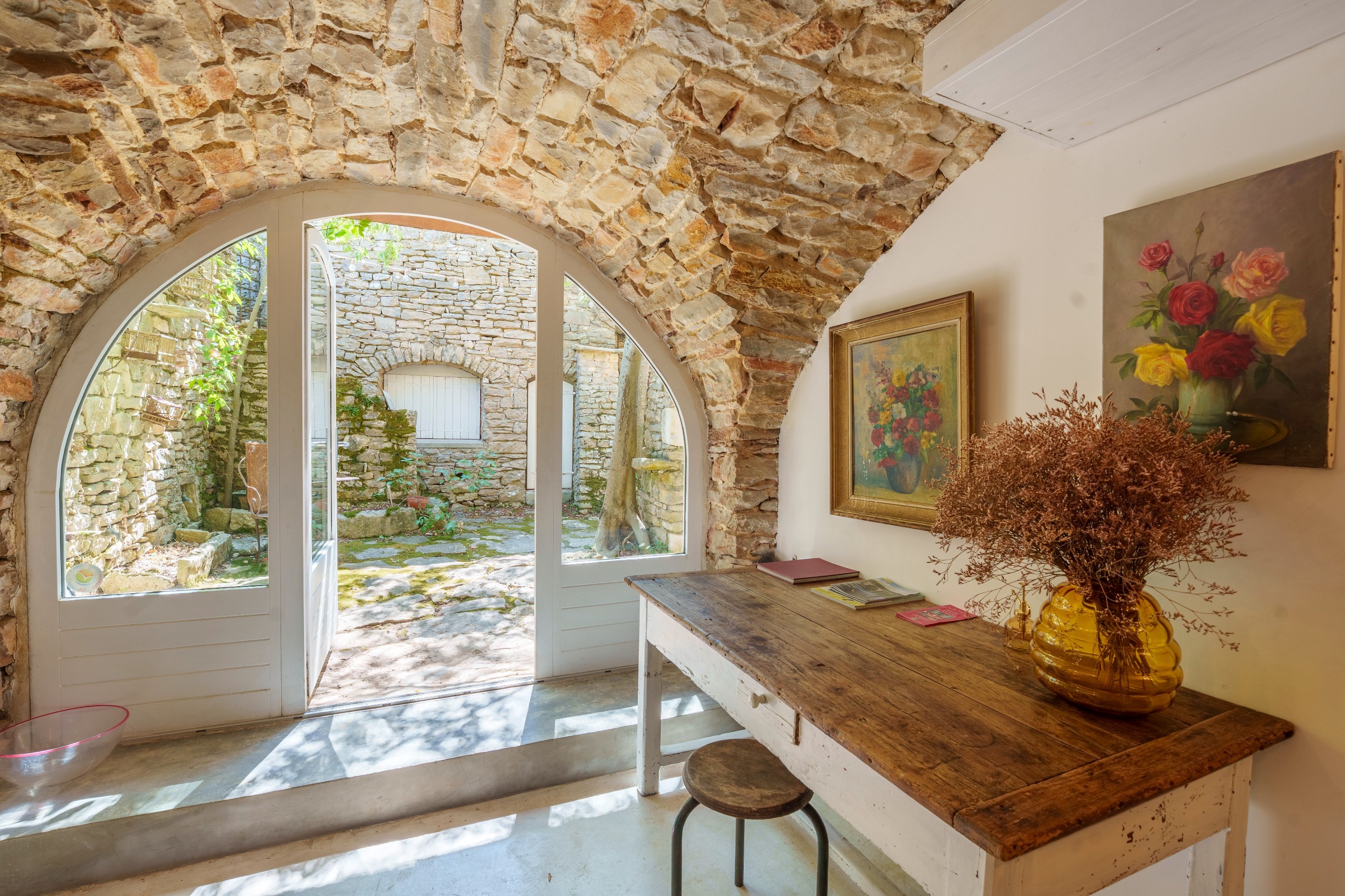  An exceptional stone farmhouse exuding charm and authenticity - 物件實景