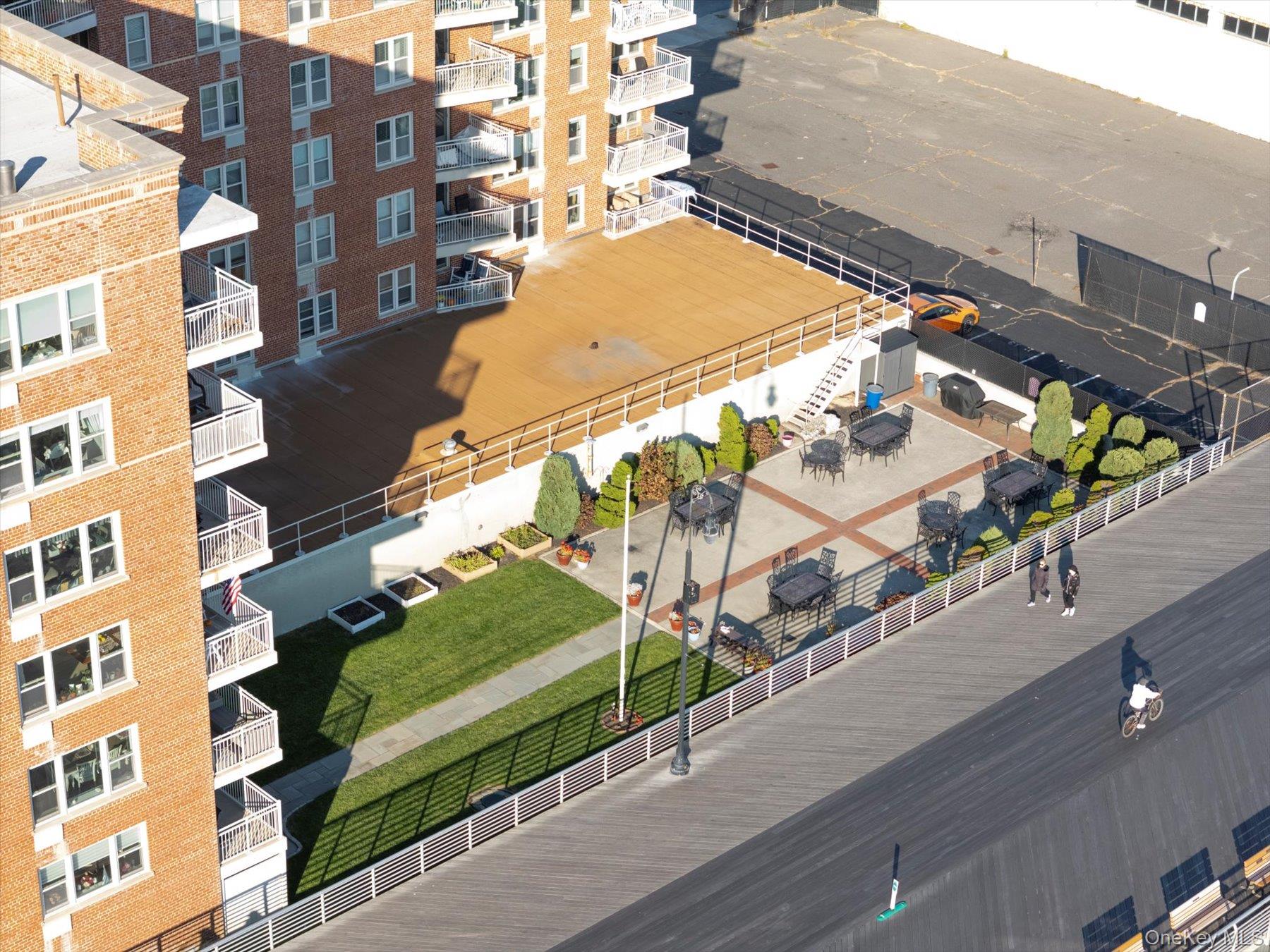 Long Beach, New York, 11561, United States, 1 Bedroom Bedrooms, ,1 BathroomBathrooms,Residential,For Sale,1987693