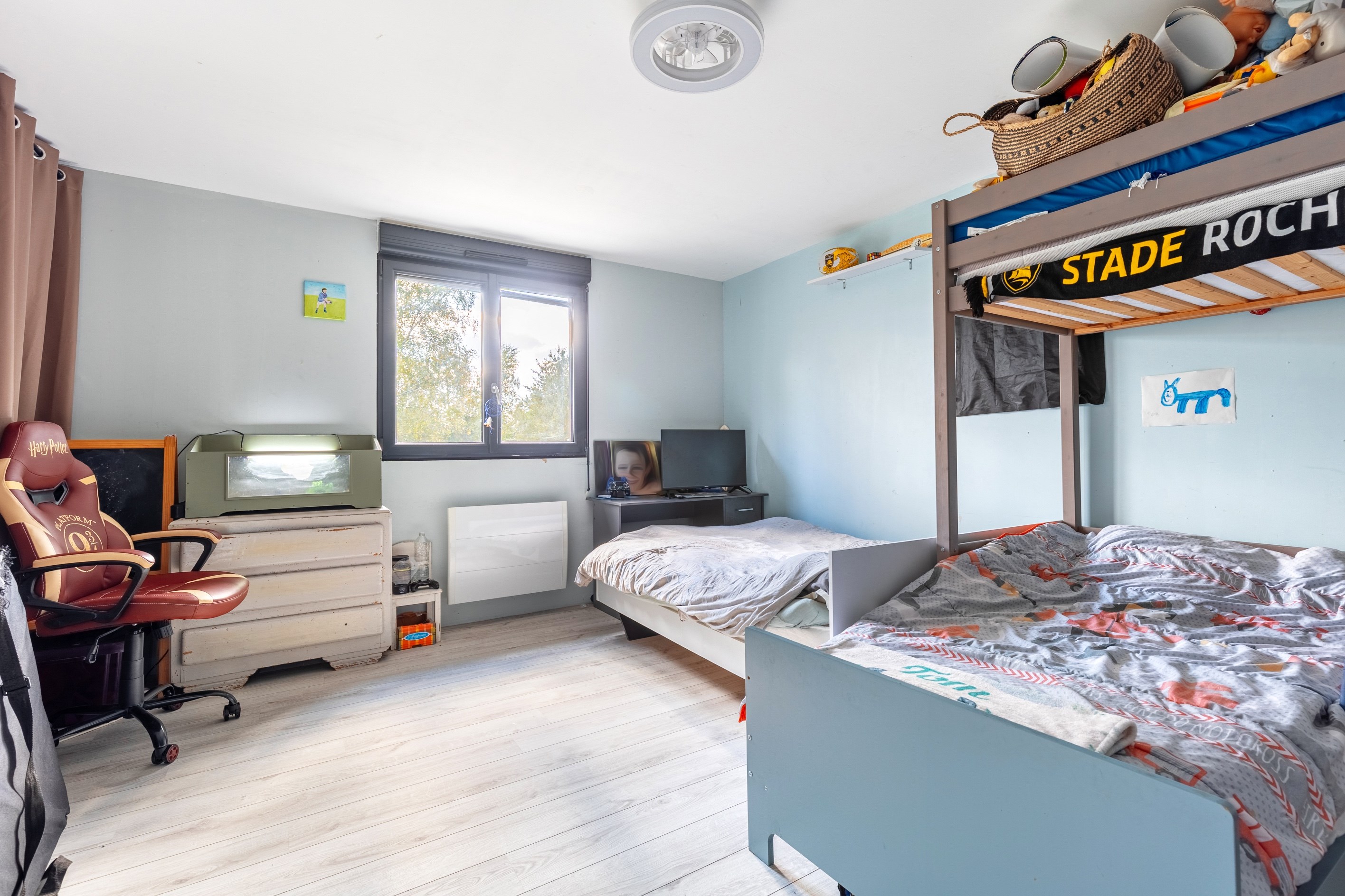  CHARMING WOOD-CLAD VILLA IN A QUIET, IDYLLIC LOCATION IN THE HEART OF A FULLY F… - 物件實景