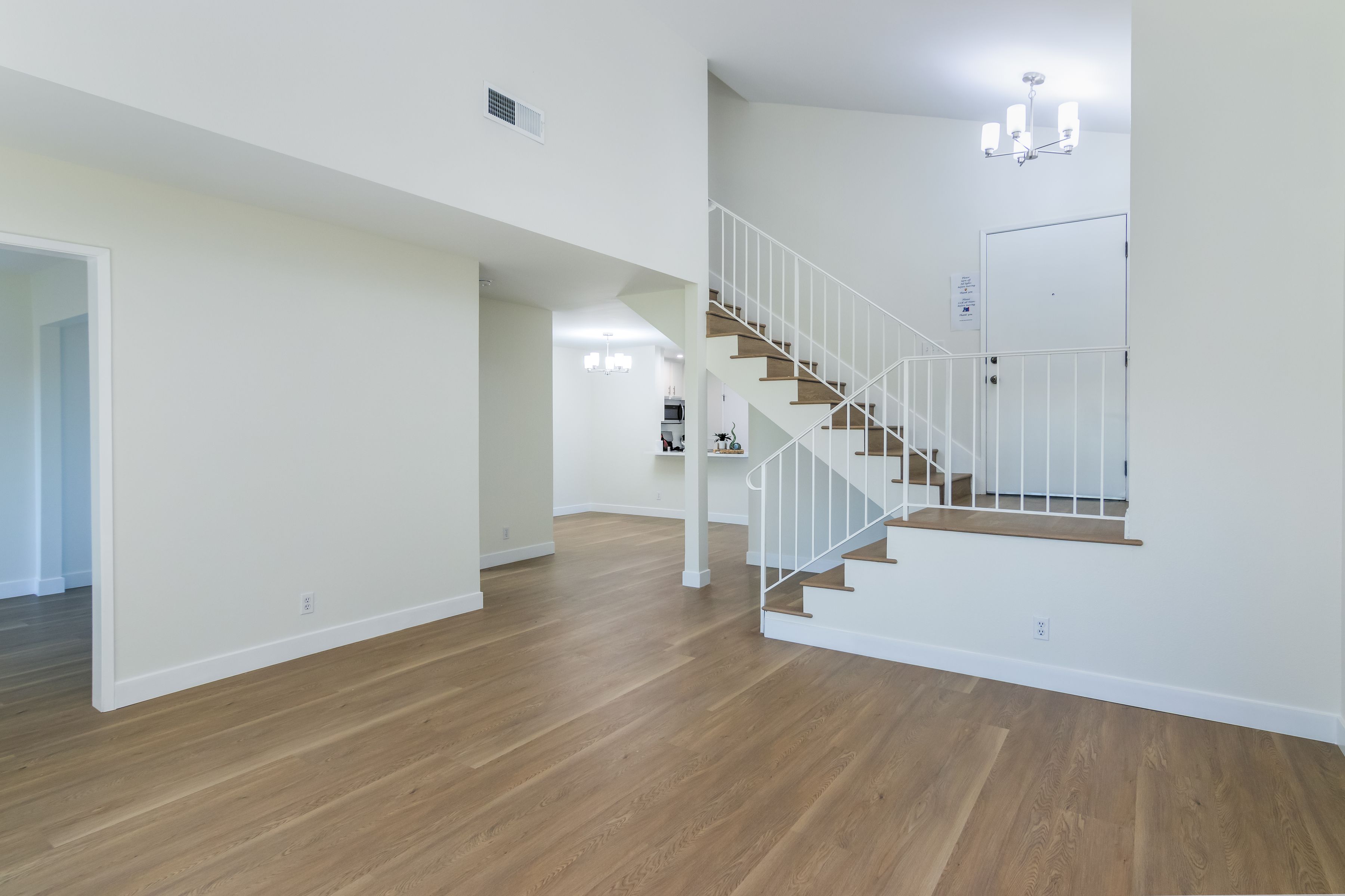  Newly Remodeled Corner Unit - 物件實景