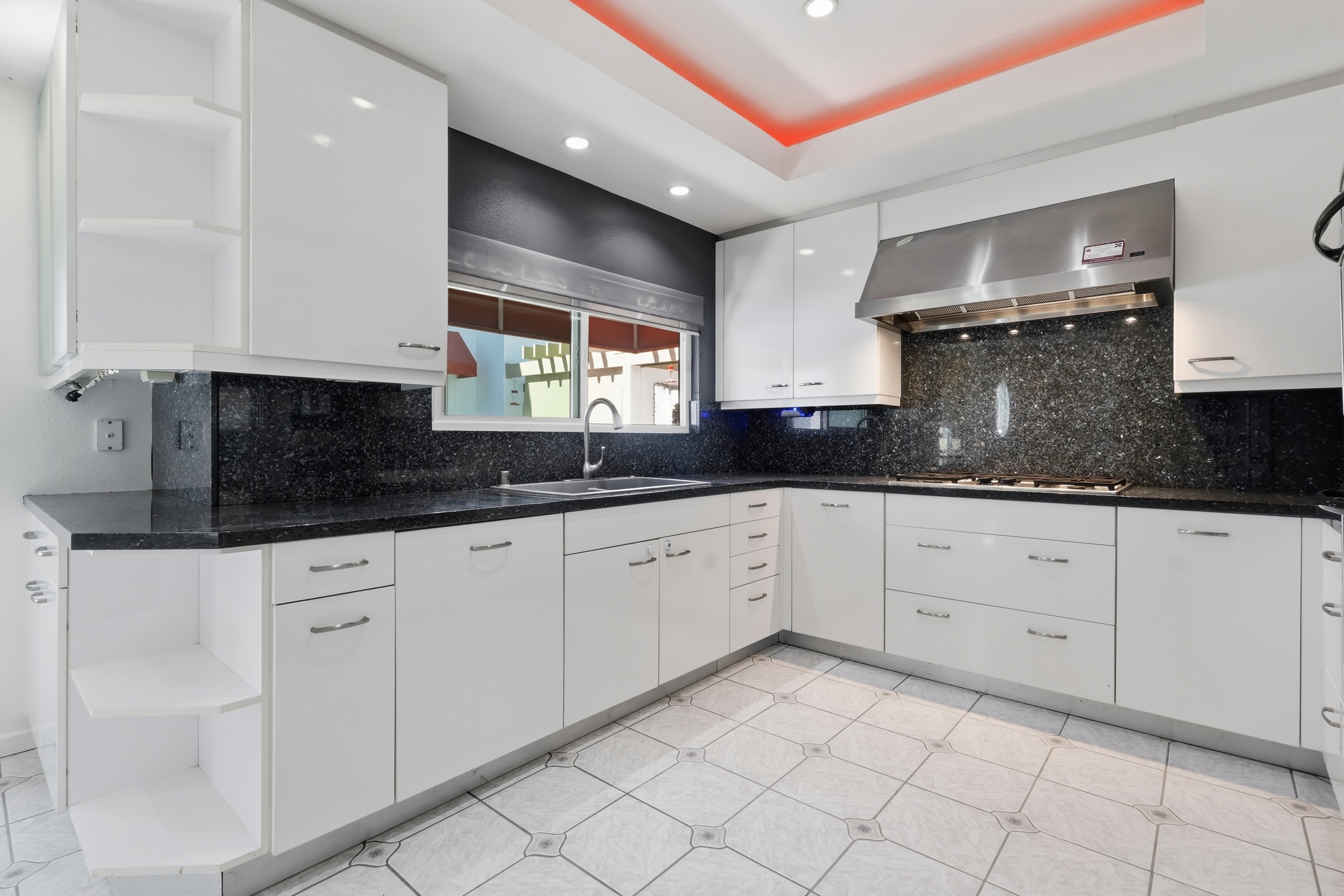  19481 Pompano Lane #112, Huntington Beach, CA 92648 - 物件實景