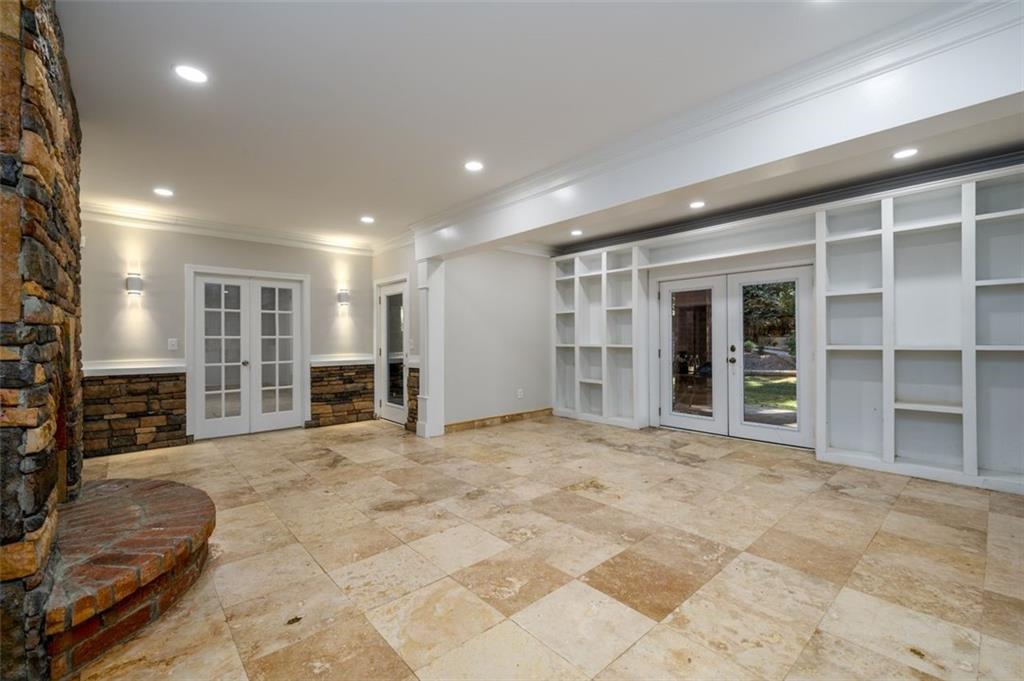 Lawrenceville, Georgia, 30043, United States, 6 Bedrooms Bedrooms, ,5 BathroomsBathrooms,Residential,For Sale,1988331