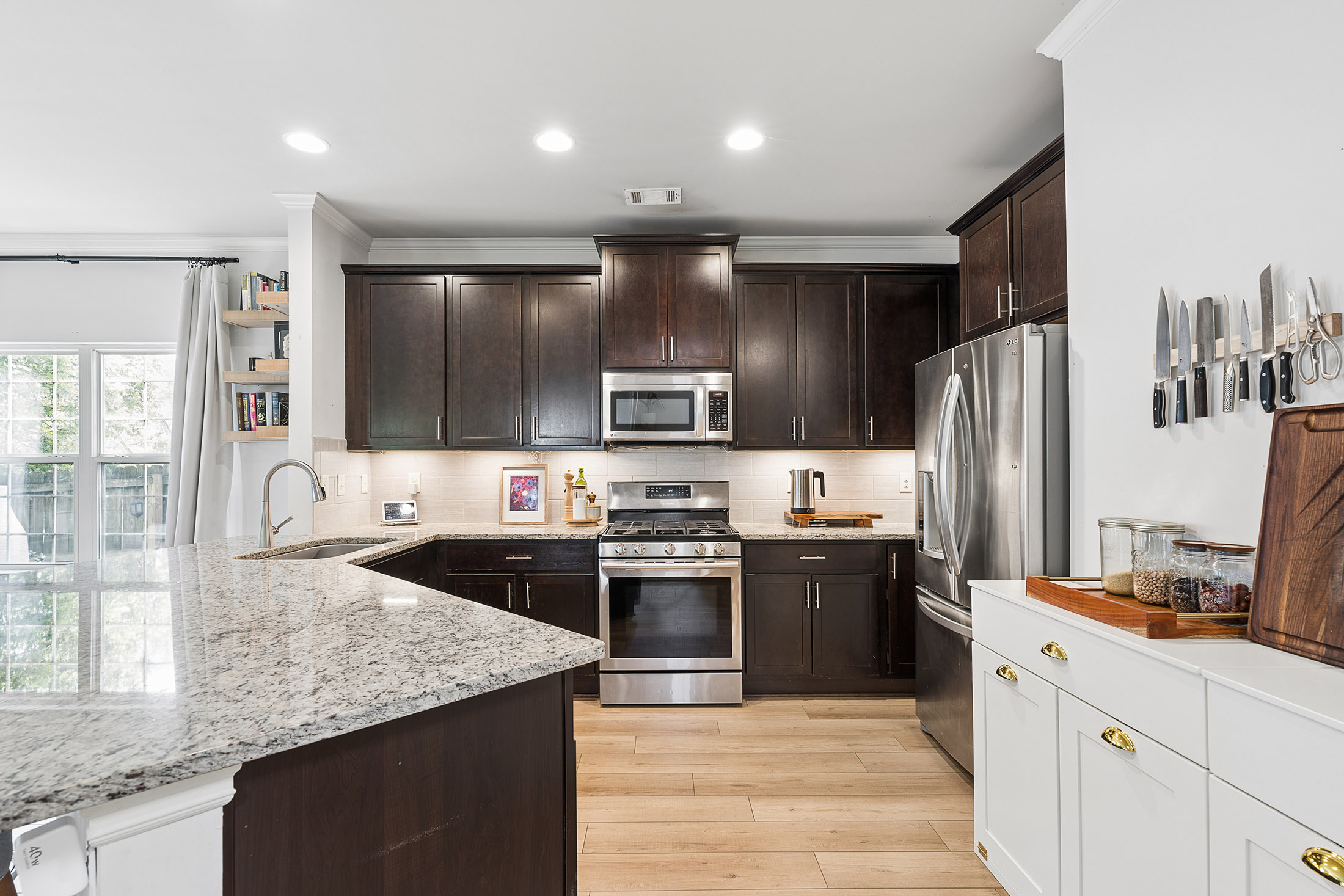  Beautiful Edgewood Home in Prime Parkside Location - 物件實景