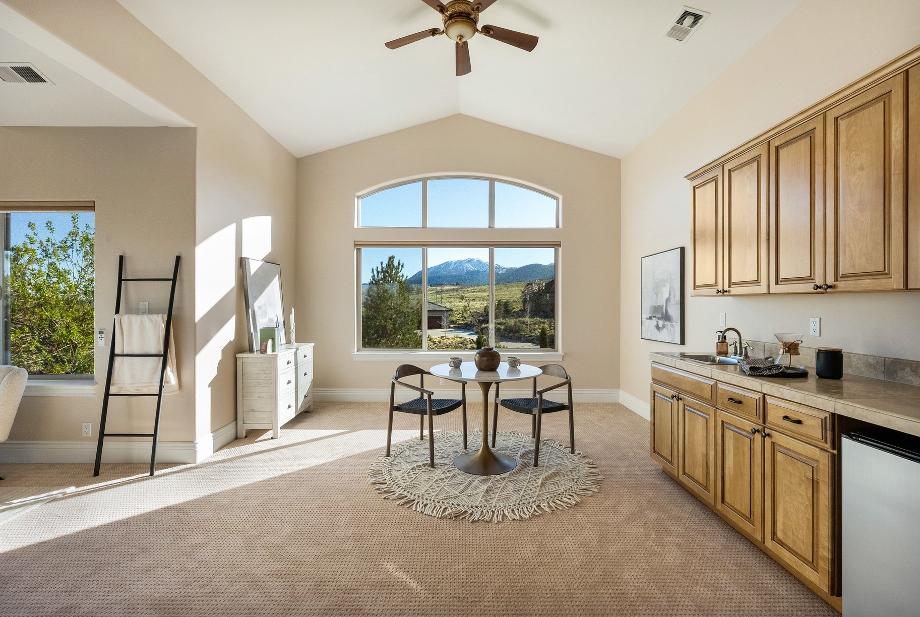  Private Mountain Estate with Elevated Views - 物件實景