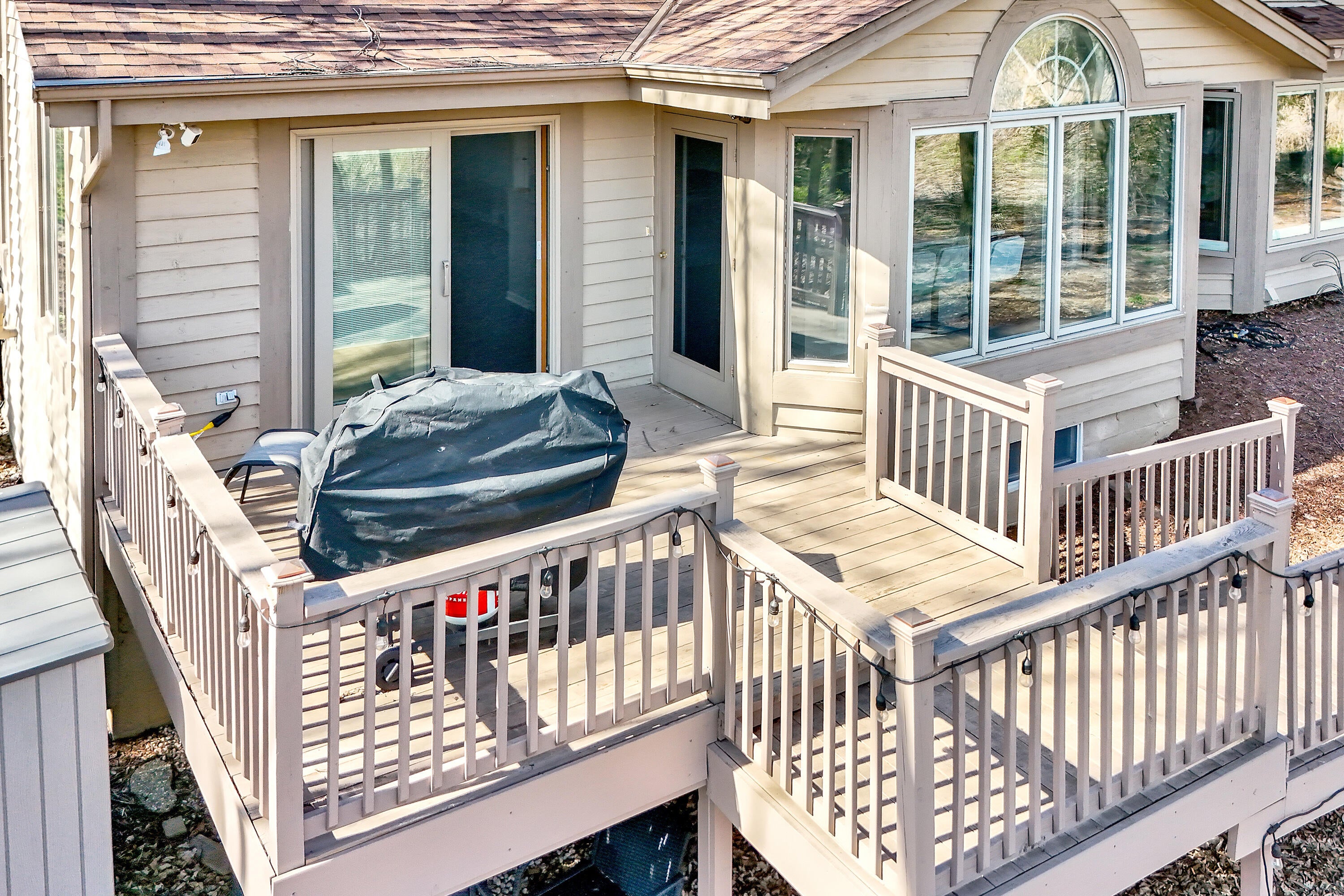 Muskego, Wisconsin, 53150, United States, 3 Bedrooms Bedrooms, ,3 BathroomsBathrooms,Residential,For Sale,2048106