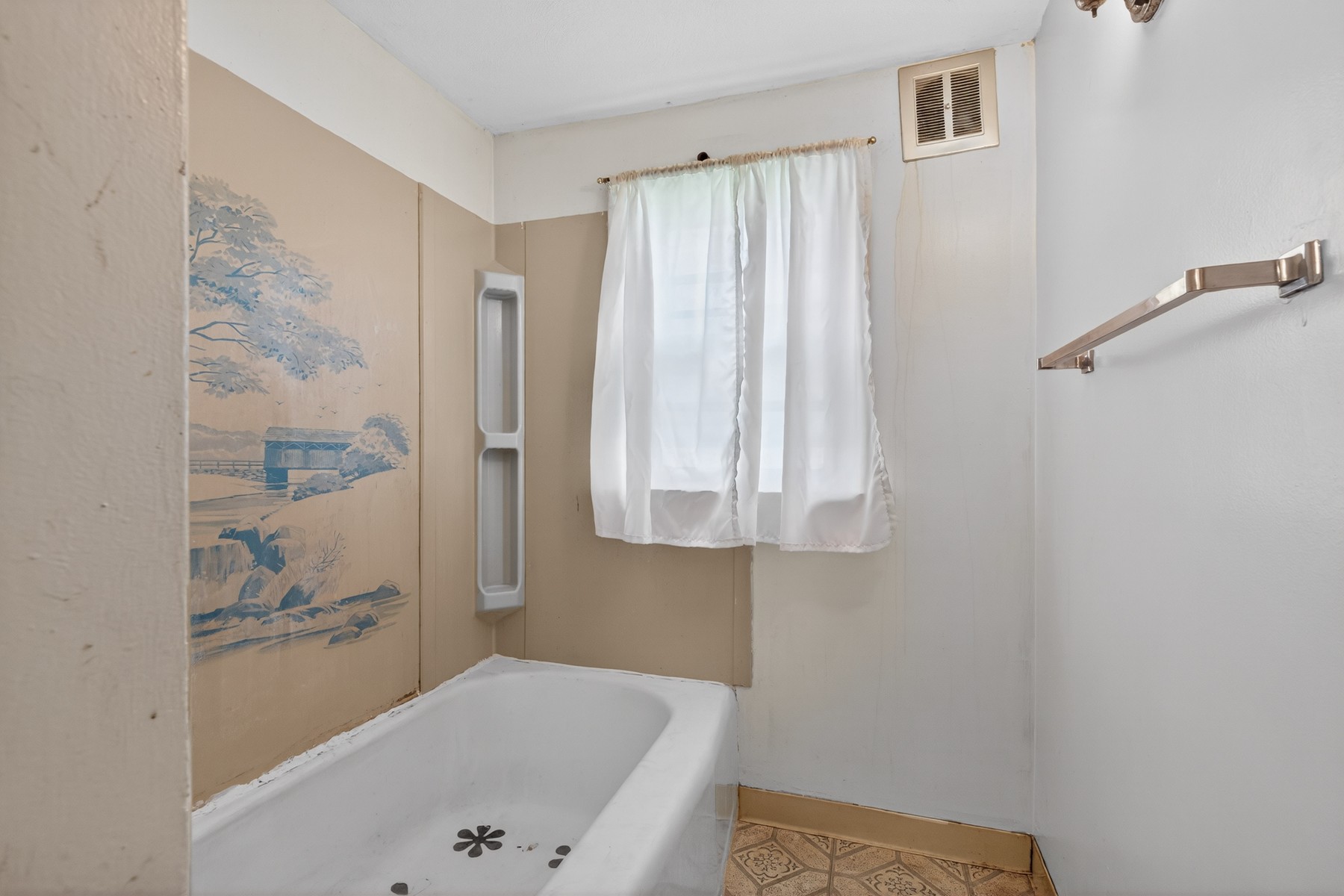  Fort Wayne Home Filled with Potential - 物件實景